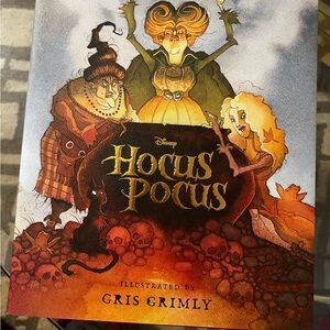 Hocus Pocus Illustrated Book